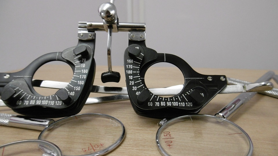 a phoropter used by eye doctors when trying to find the right prescription lenses for patients.